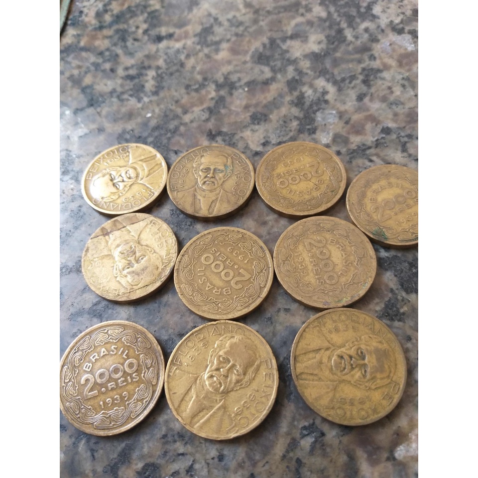 10 moedas de 2000 reis