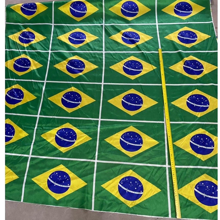 Tecido bandeira do Brasil de cetim 1m x 1,50m)
