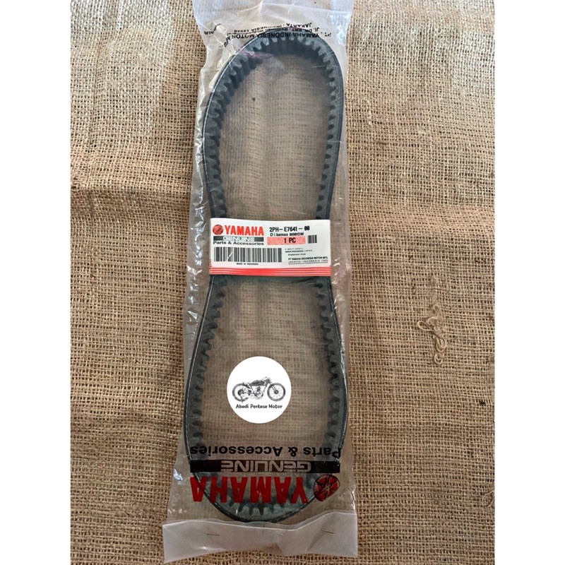 Cinto Van/Correia v Apenas yamaha mio m3 (2PH)