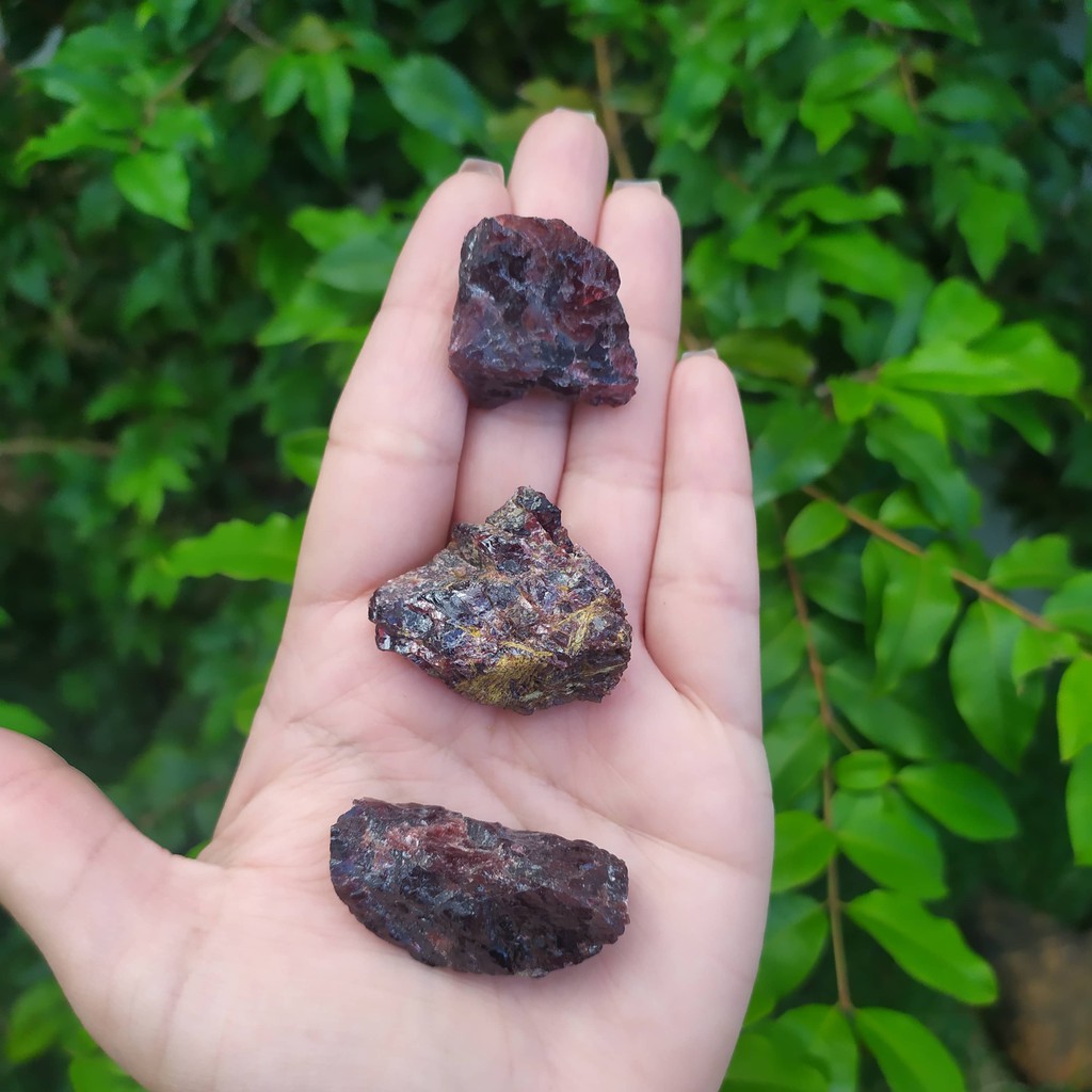 Pedra Bruta Granada – Vitalidade E Disposição/pedra Natural/cristal/cristais/tarot/decoração