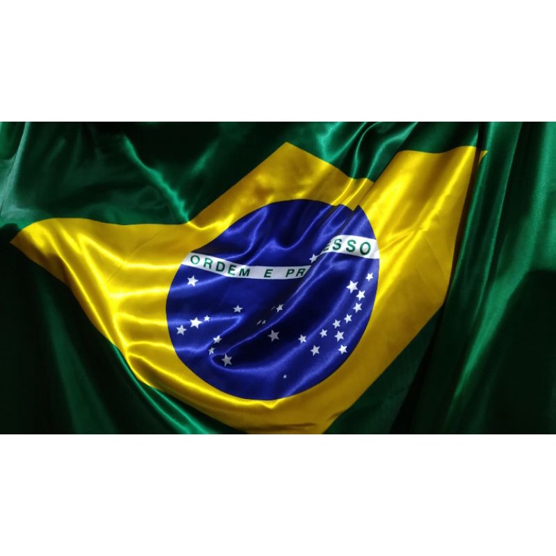 Bandeira do Brasil em Tecido Cetim - Cores Vibrantes