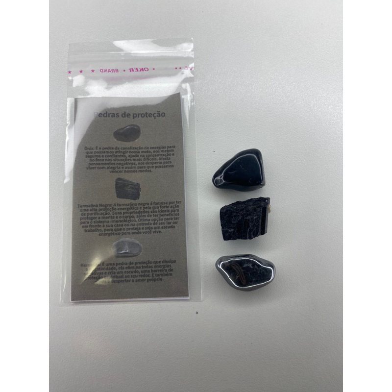 Pedras de proteção, naturais para saúde e bem estar do corpo, hematita, turmalina, ônix.