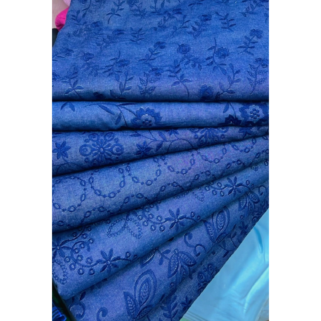 Tecido JEANS BORDADO LEVE - 1,3m de largura