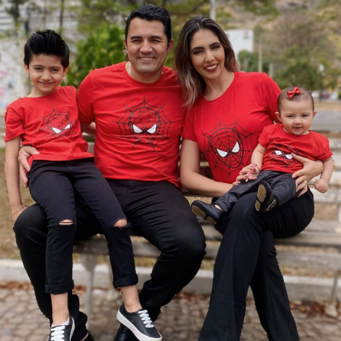 Camiseta Feminina ou Masculino Personalizado Adulto ou Infantil Homem Aranha.
