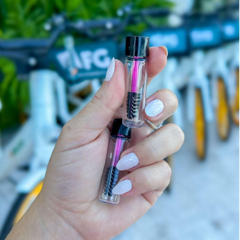 Kit Mini Frasco Tubete Escovinha de Sobrancelhas Escovinhas de Cílios Rímel e Extensão Home Care
