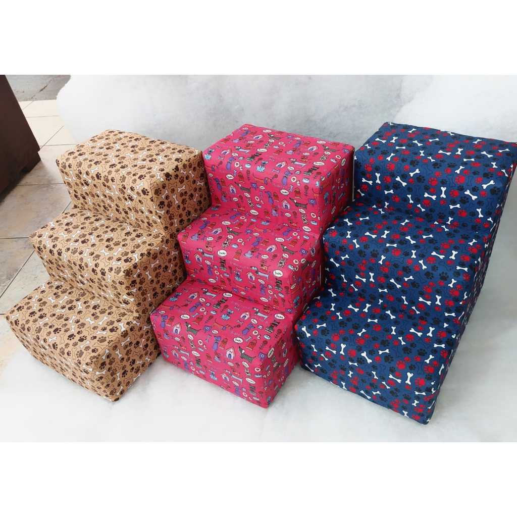 Escadinha para Pet para cães e gatos PEQUENO PORTE  (ATENÇÃO AS MEDIDAS).