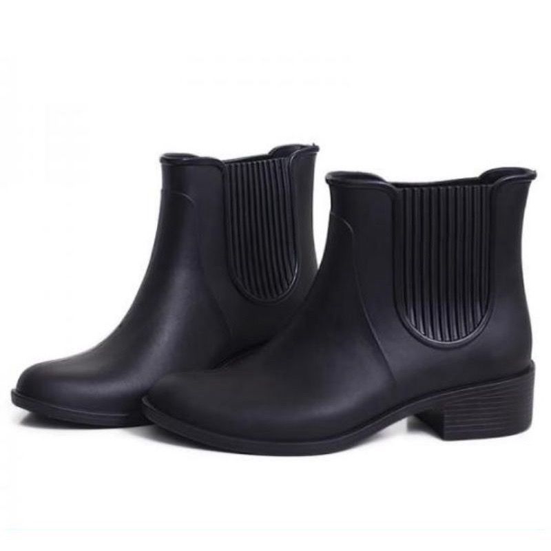 BOTA INJETADA GALOCHA LIMPEZA IMPERMEAVEL