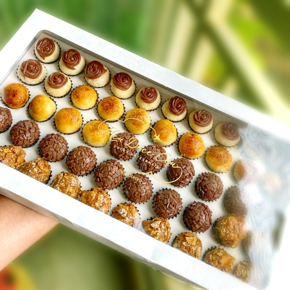 Caixas Para 50 Brigadeiros Gourmet Confeitaria Doce Docinho Com Visor Kit 5~20