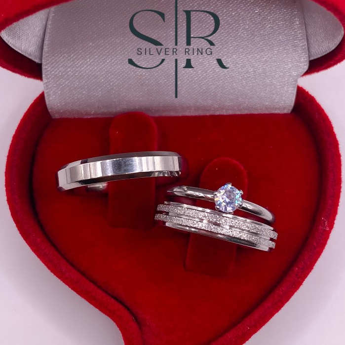 Par de Aliança de Namoro Casamento Brilhante Prata Diamantada Canal e Chanfrada 4mm + Anel Solitário