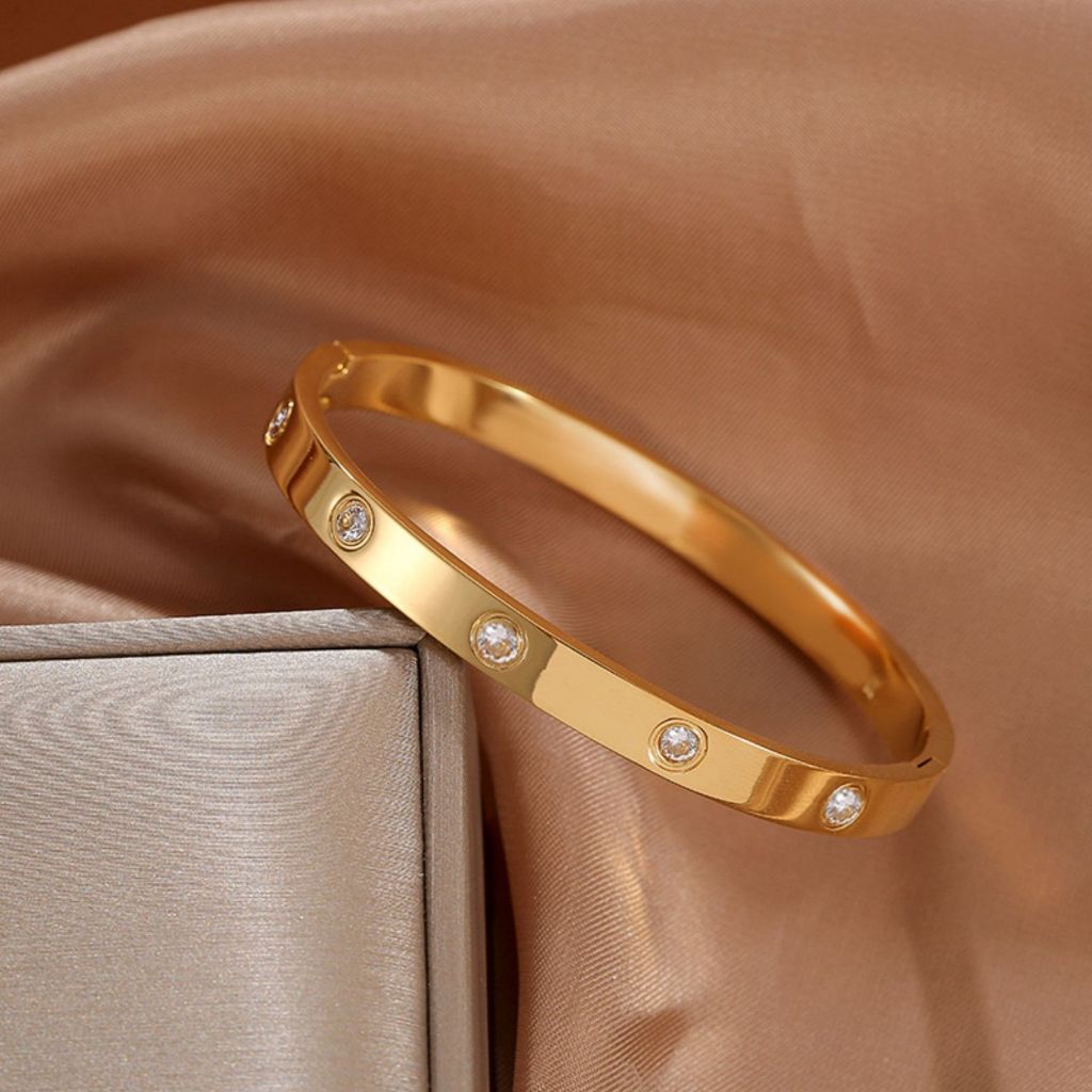 Pulseira de aço titânio 18k para mulheres cheia de diamantes A pulseira Kajia não desbota joias femininas simples e versáteis joias de design de celebridades da internet