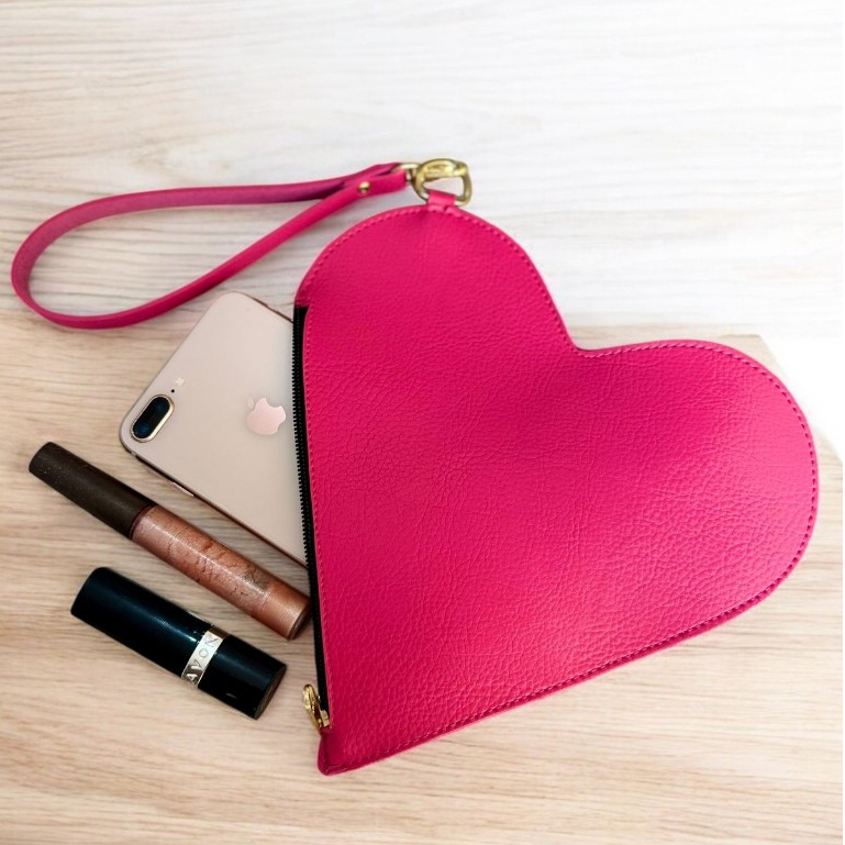 Bolsa De Mao Coraçao Feminina Simples e Elegante Bolsas Clutches