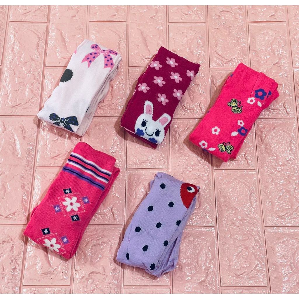 Kit 2 Meias-Calças Infantis Estampadas – Conforto e Estilo para Meninas (Tamanhos 1 a 12 anos) 🎀🧦