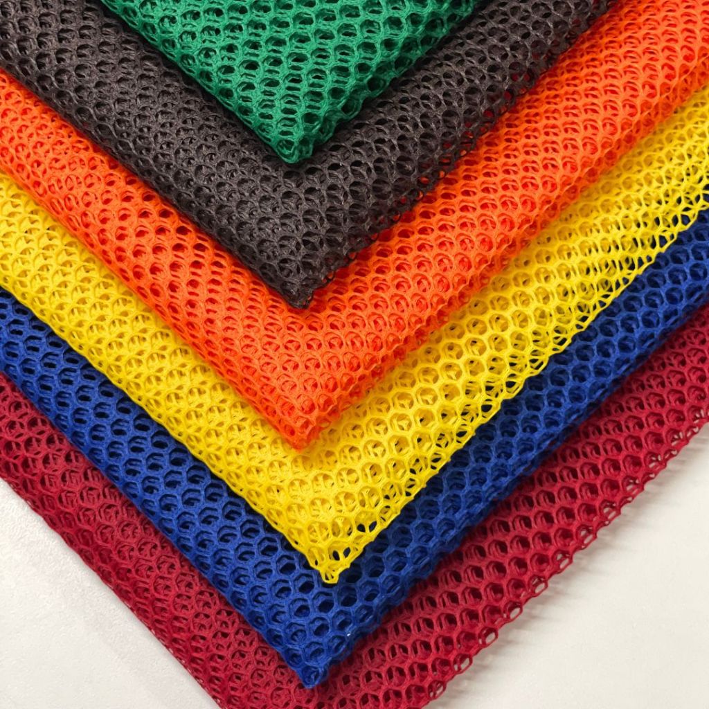 TELA VÔLEI KIT BRASILEIRO COM 6 CORES  - 3 METROS 0,50CM X 1,40CM CADA UNIDADE