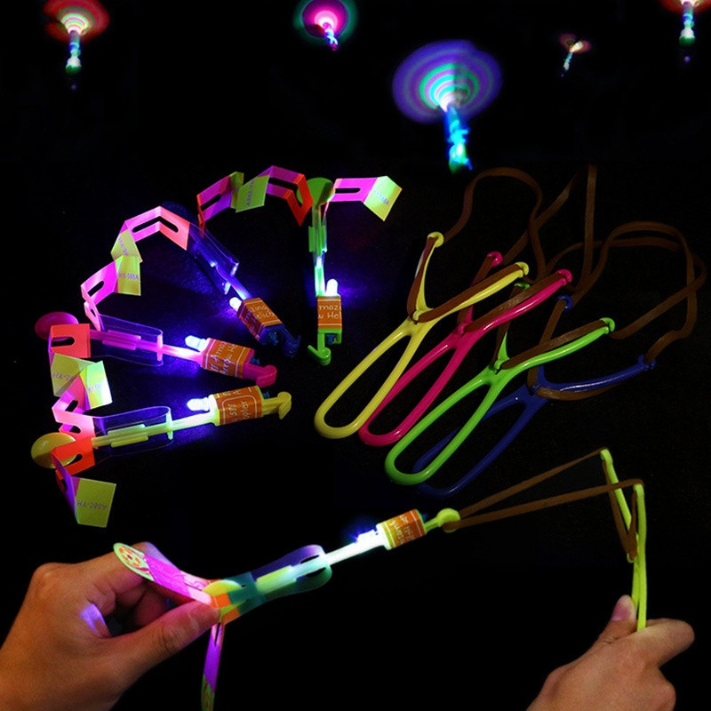 Kit 24 Avatar Estilingue Voador de Led Rotativo Helicóptero Foguete Lançador Brinquedo Infantil