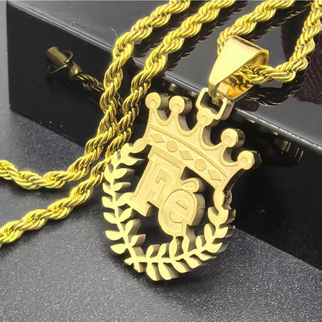 Colar Baiano Masculino + Pingente Coroa Faith Ramos em Material de Moeda Antiga - Ótimo Presente