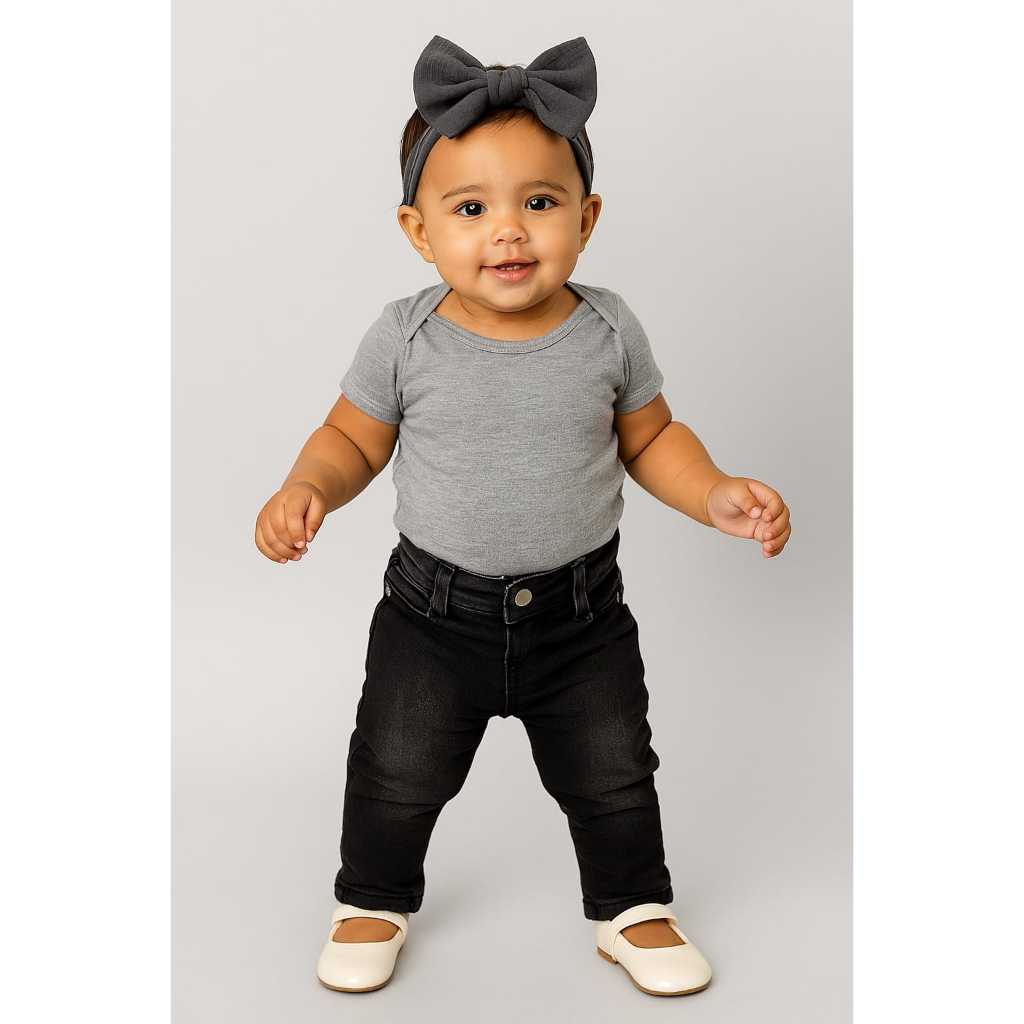 CALÇA JEANS PREMIUM INFANTIL DE BEBÊ MENINA JEANS PRETO P AO G E 01 E 02 ANOS COM MUITO CONFORTO