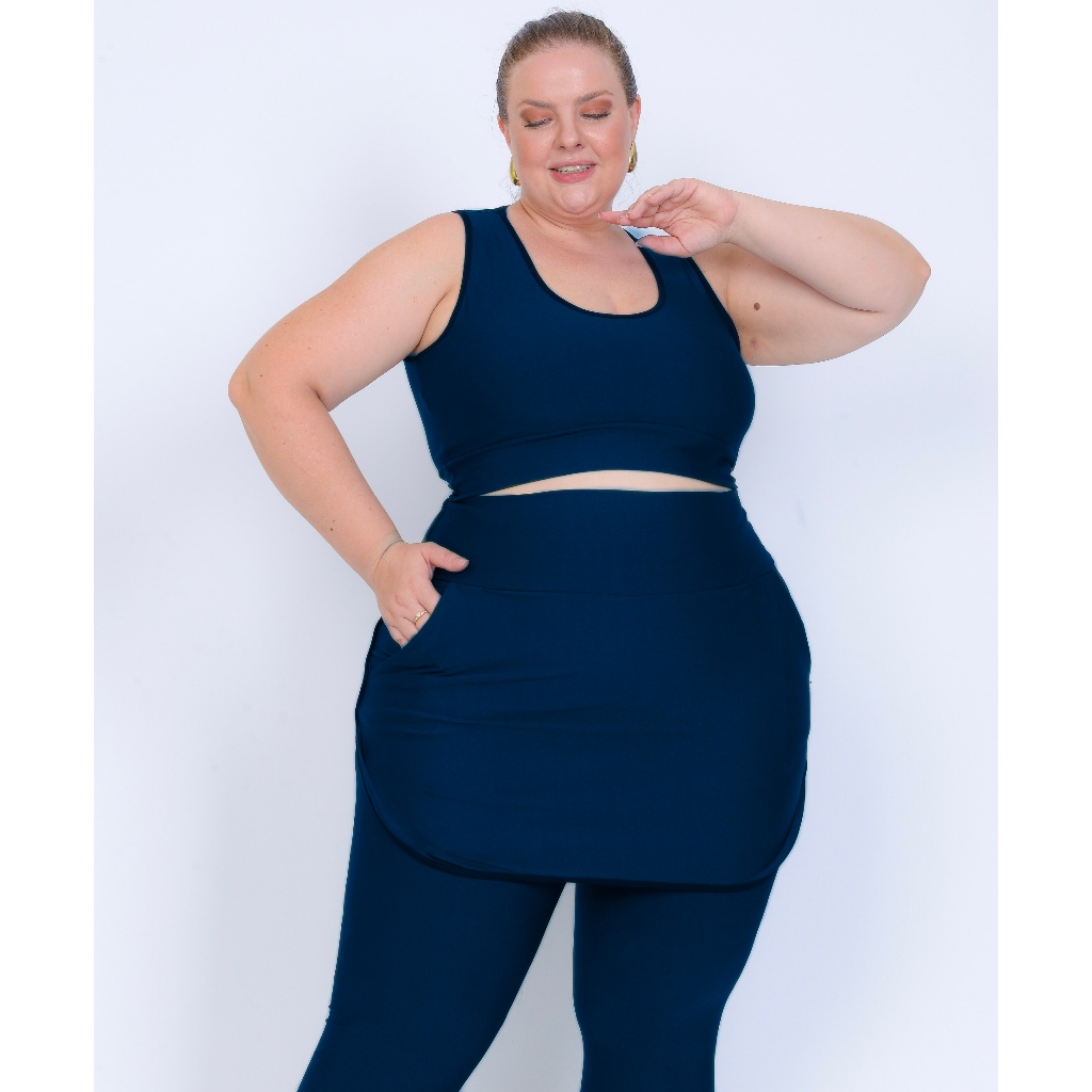 Conjunto Para Academia Plus Size Com Saia Tapa Bumbum Calça Legging e Top Cropped