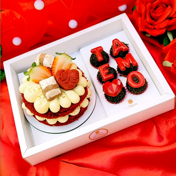 Caixas Mini Bolo + 6 Doces - 18x22,5cm (Base) x10cm (Altura) - Bentô Cake - Doce KIT 5~20