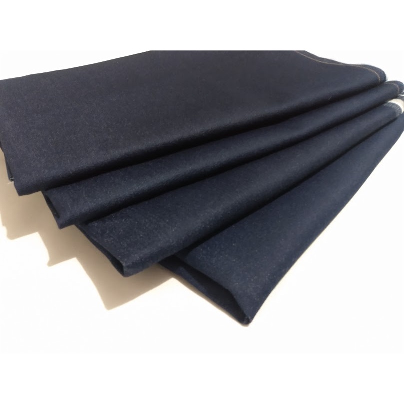 1 Kg tecido jeans azul com elastano largura acima de 1,50m rende  1,70 metros