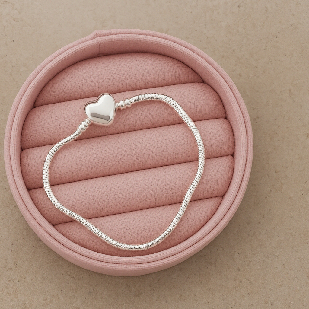 Pulseira Berloques Feminina de Prata 925 com Coração – Presente Romântico