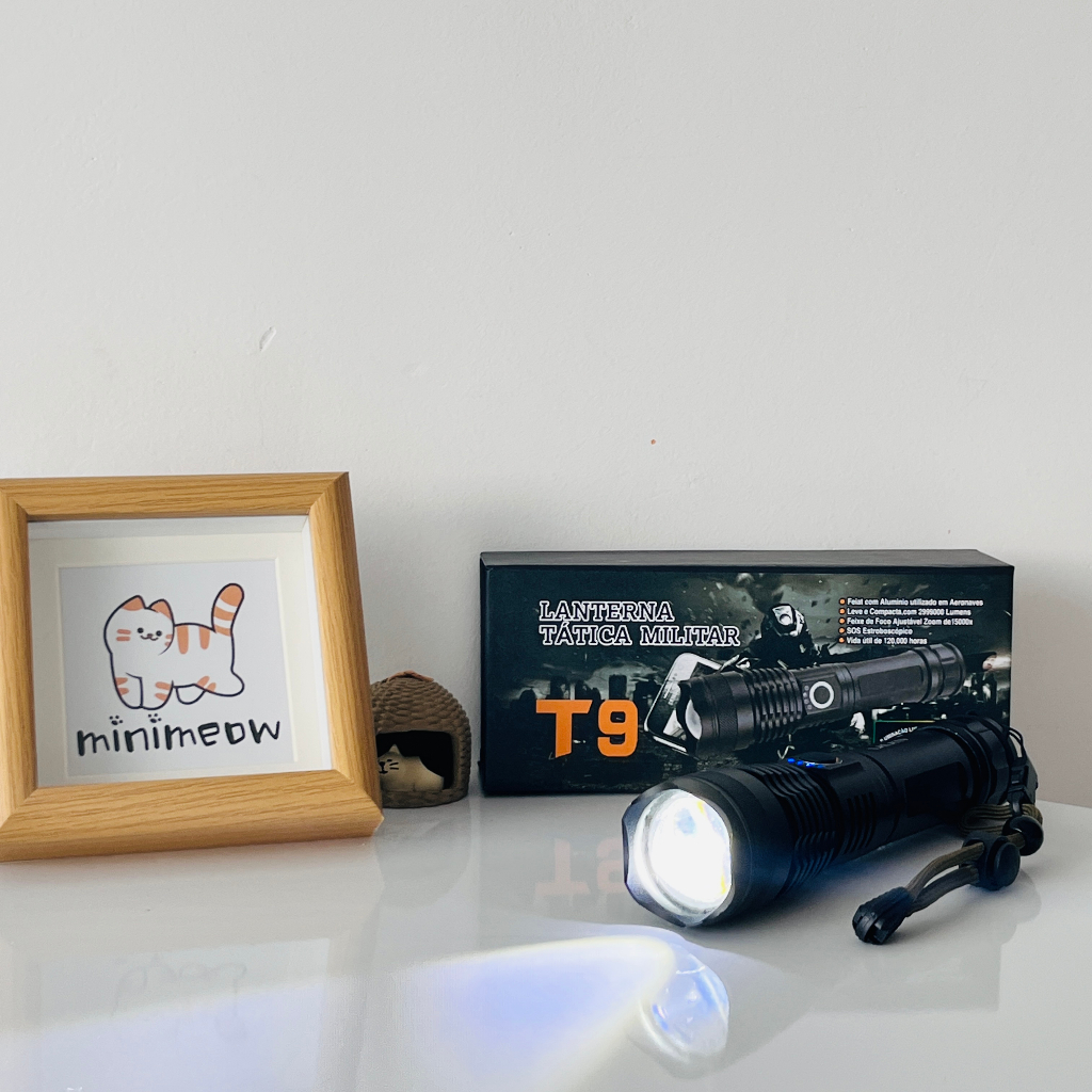 T9-Lanterna Tática Recarregável Com Bateria