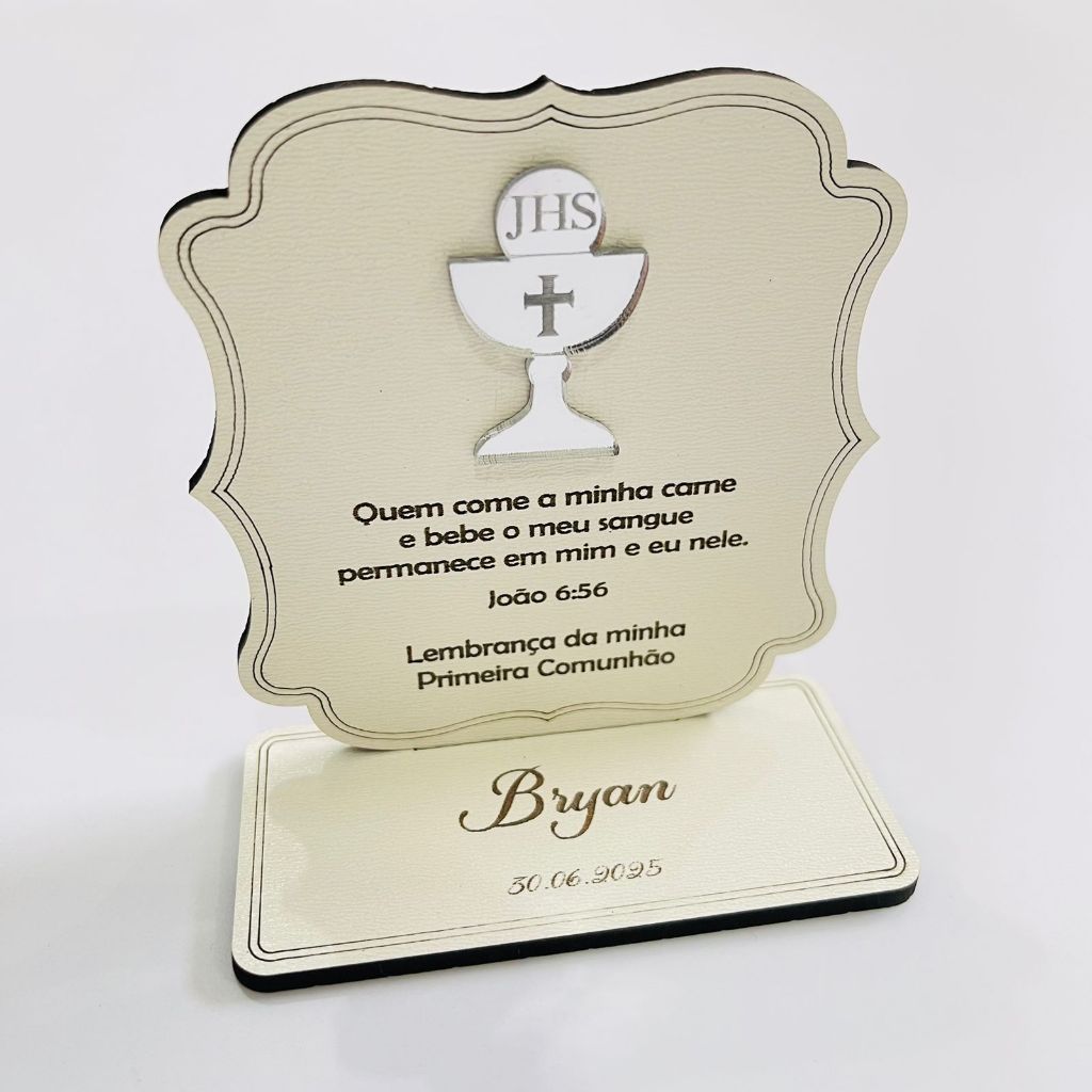 Kit Lembrancinha Primeira Comunhão Eucaristia Personalizada em MDF com Acrílico Espelhado