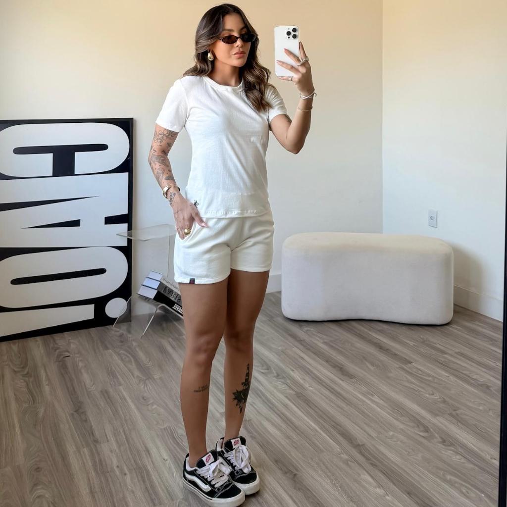 Conjunto Feminino blusa basica camisa básica feminina mais short feminino moletom conjunto feminino basico pra dia a dia