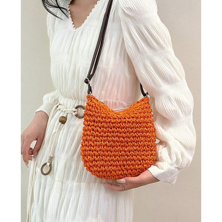 Bolsa Saco transversal de palha praia tecida à mão, na moda para o verão, com capacidade para uso nos ombros e embaixo d