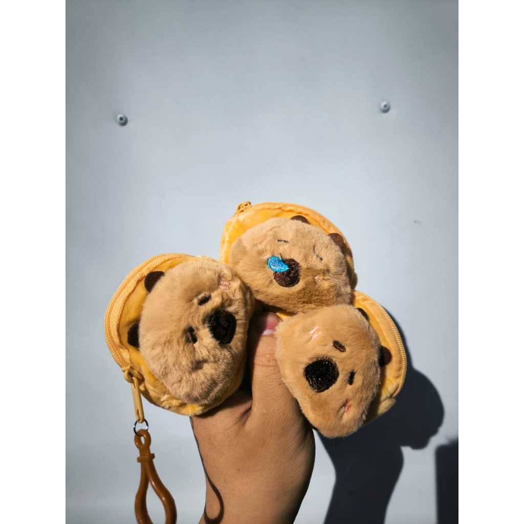 Chaveiro Porta Moedas de Pelucia Capivara Fofa