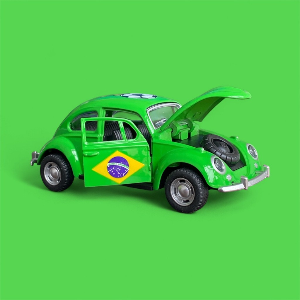 Fusca Miniatura Fusqinha Ferro Abre Portas 13 CM