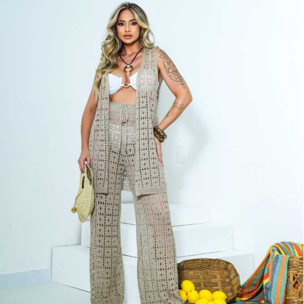 Conjunto Saída de Praia Tricot Calça Pantalona + Colete Estilo Croche Quadros Elegante Moda Verão