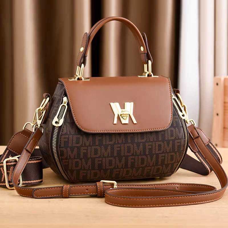 BOLSA FEMININA PEQUENA MODERNA TRANSVERSAL COD-6590/COD-9100