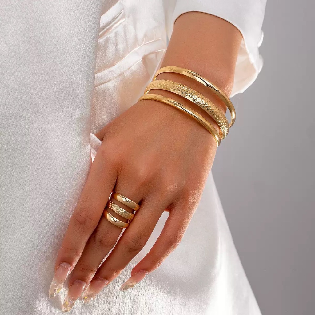 Conjunto Pulseira + Anel Três Aros – Banhado a Ouro/Prata Ajustável Semijoia