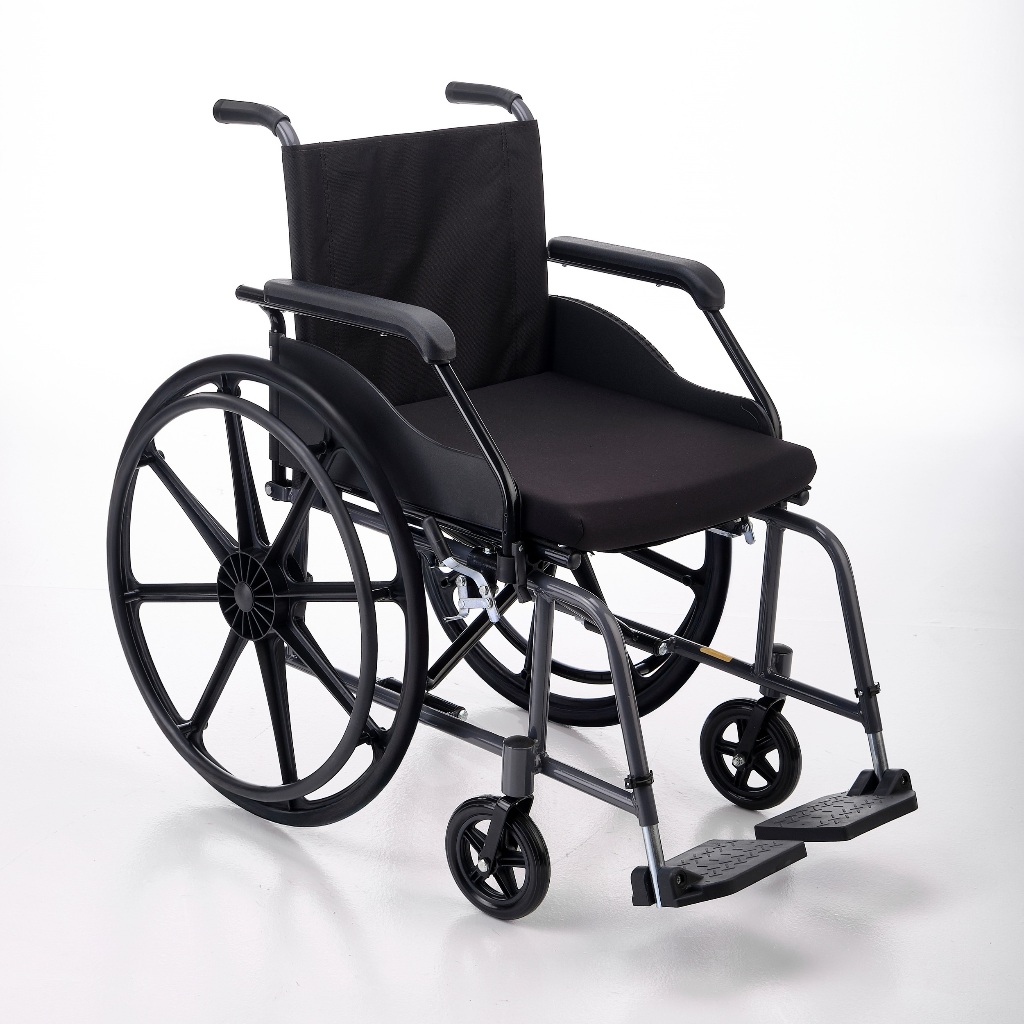 Cadeira de Rodas Prática Assento 46 cm Pneus Maciços Prolife