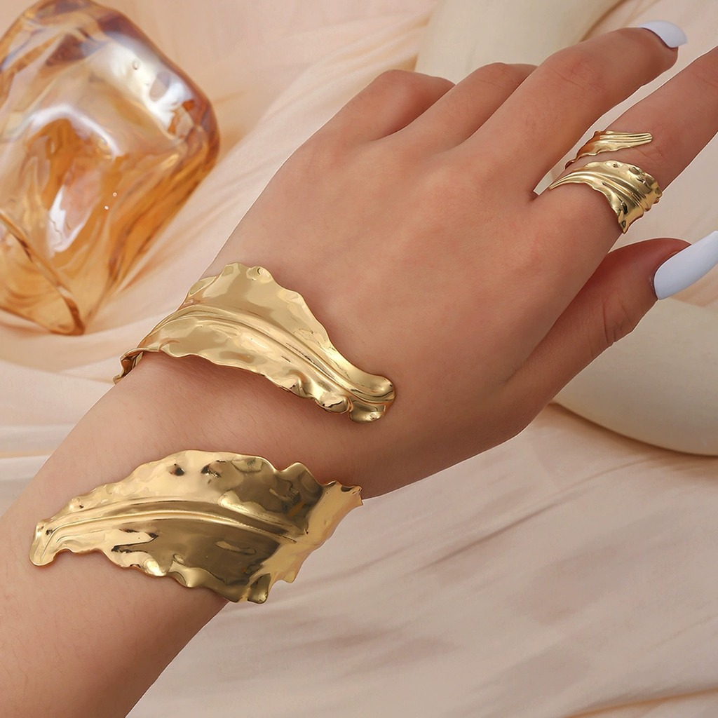 Conjunto Bracelete Anel Feminino Folha Dourado Ajustável Kit Bracelete Kit de Pulseira Bijuteria Moda Luxo