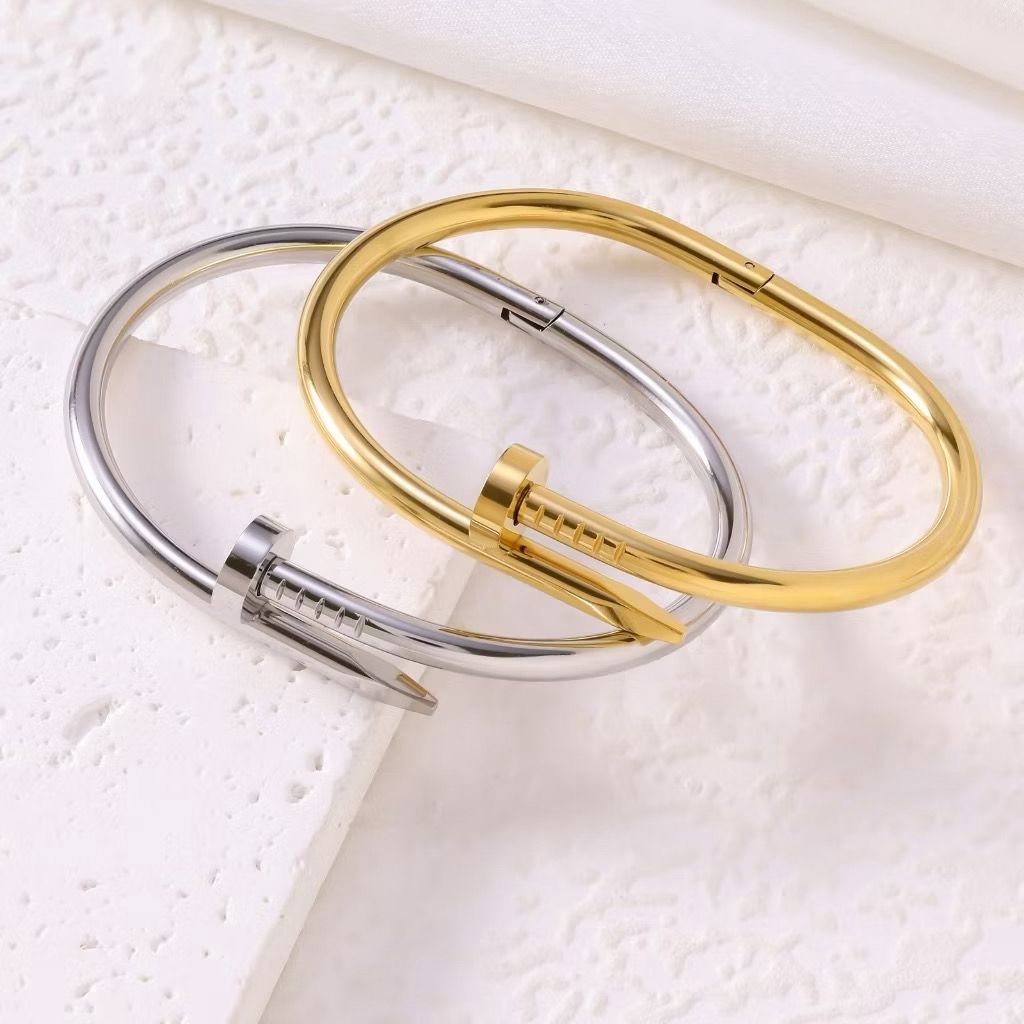 Pulseira Estilo Prego Luxo – Aço Inox 316L, Resistente à Água, Moda Fashion