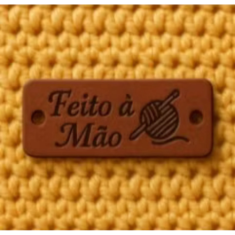 kit Contendo de 10 a 100 Etiquetas de Couro Sintético para Crochê e Artesanato - Tags Personalizado com “Frases Prontas”