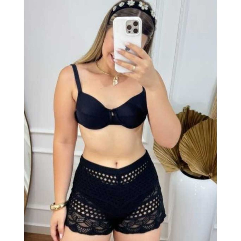 Saída de Praia Short Feminino com Elástico no Cós Rendado Tricot Crochê Verão Tendencia