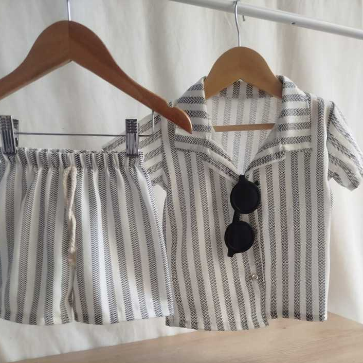 Conjunto Camisa e Short Mauricinho - Tecido em LINHO LISTRADO 1- 8 ANOS MODA KIDS