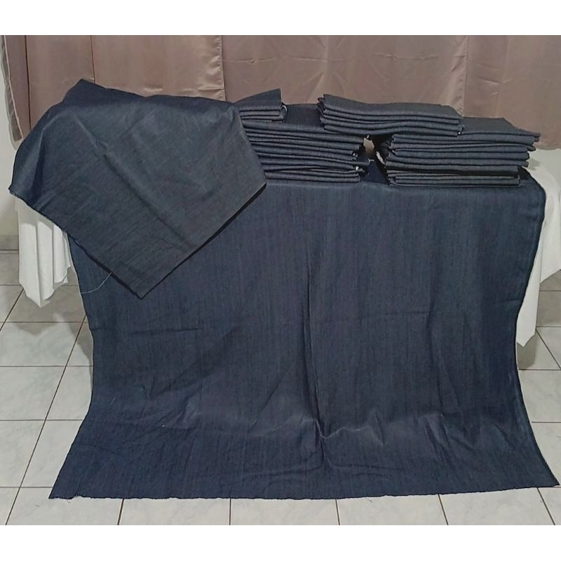 3 Kg de Retalhos de Jeans Grande por R$39,99 SEM ELASTANO para  Base de Tapete (Tamanhos Variados).