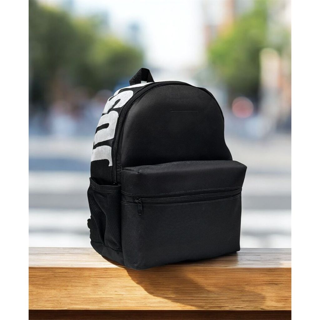 Mochila escolar feminina Reforçada para e Dia a Dia Unissex  com Bolso Frontal e Alças Reguláveis