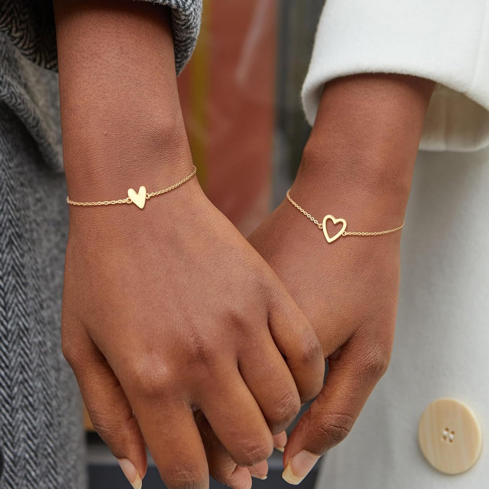 Pulseira Coração Feminina Dourada Delicada Ajustável Casal Amizade Minimalista Presente Moda Elegante