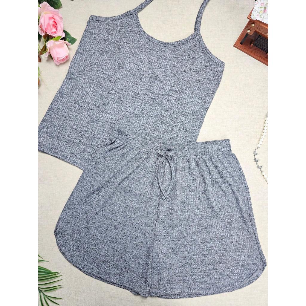 Conjunto Feminino plus size G1 Simples e Casual de Regata Alça Fina e Short Curto  Malha Canelada