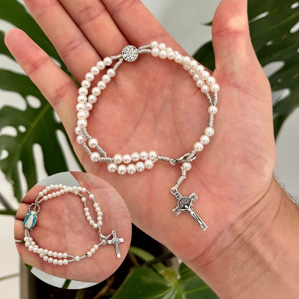 Terço de Pulso Pérola Pulseira Católica São Bento ou Nossa Senhora das Graças