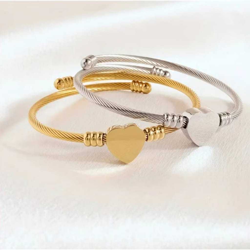 Pulsera Feminina de Aço Inoxidável com Coração e São Bento,  Prata e Dourado