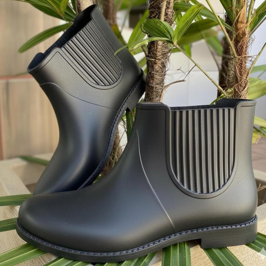 Bota Galocha Feminina Cano Curto Impermeável (PRETA) - PVC