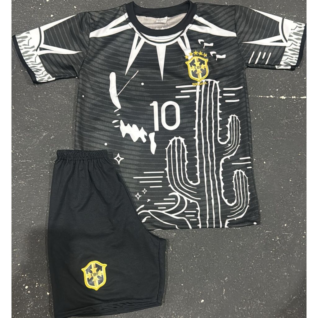 Conjunto Infantil do Brasil com Escudo Bordado – Do 02 ao 14