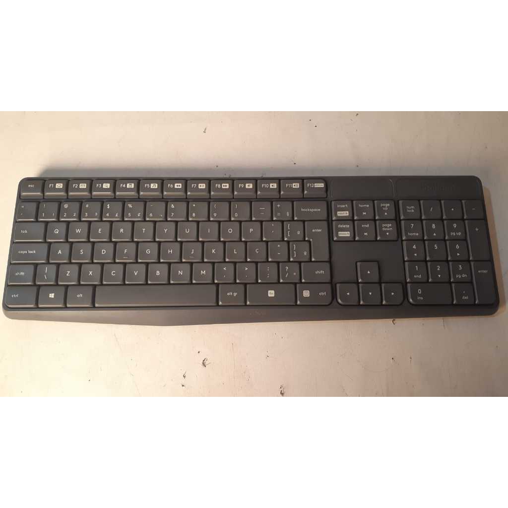 Kit Teclado e Mouse Logitech Mk235 Sem Fio Abnt2 Cor Preto - Usado