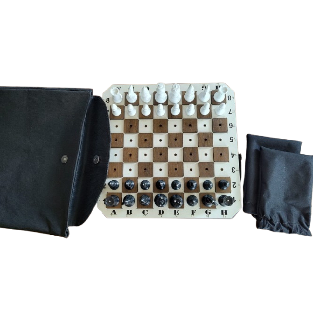 Jogo Xadrez Adaptado em Alto Relevo Tabuleiro 30x30CM com Bolsa para Transporte