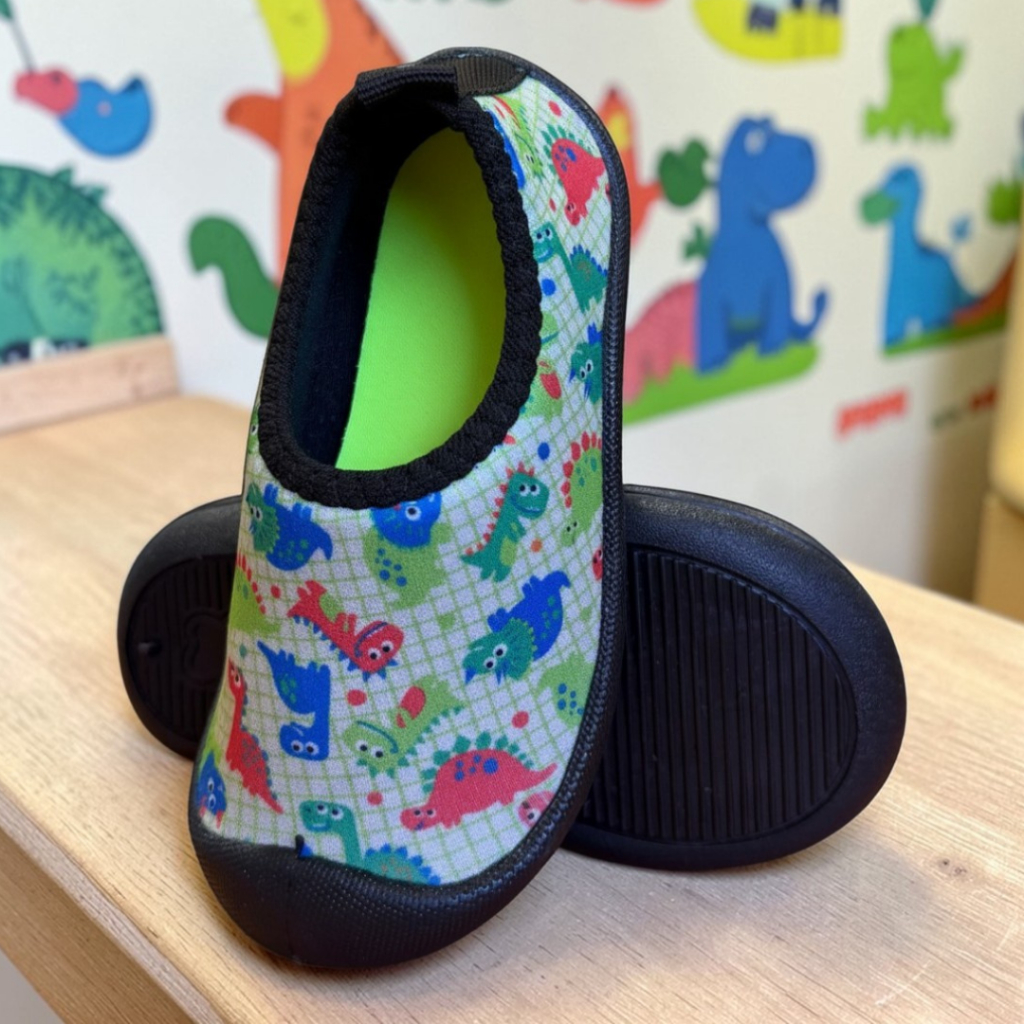 Sapato Infantil Aquático Antiderrapante Ideal Para Piscinas